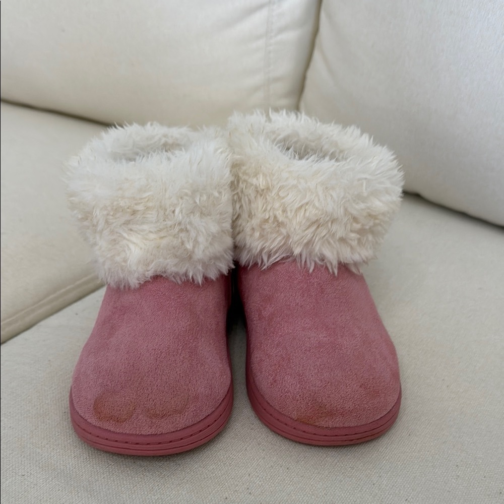 Cozy Pink Kids Shoes with Faux Fur Lining